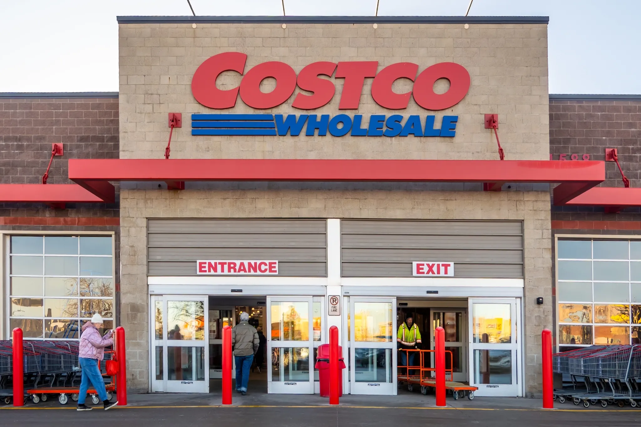 Costco Canada recalling Lactantia milk over vitamin levels