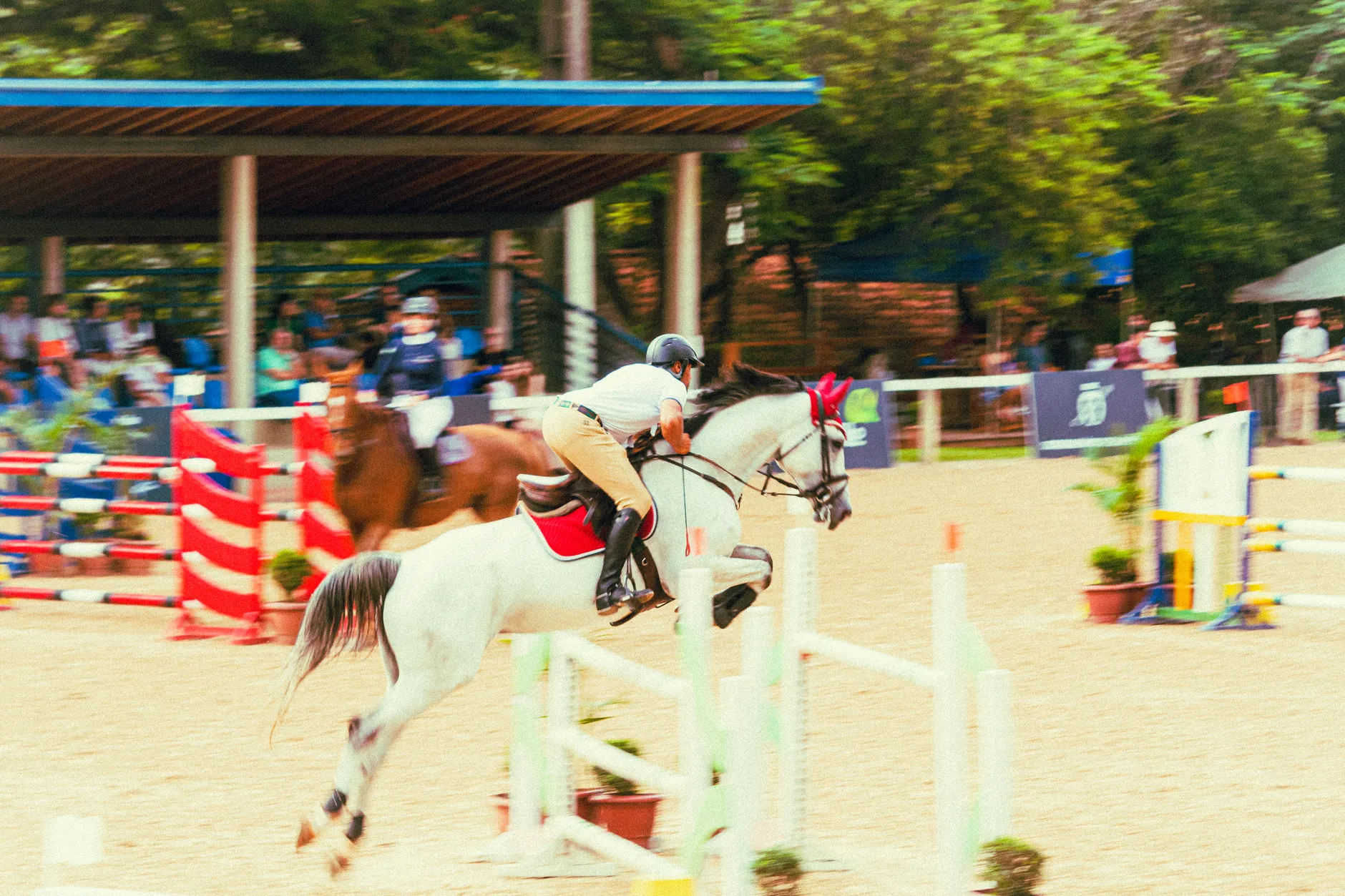Ben Maher wins $1.5M Spruce Meadows grand prix after Saturday fall