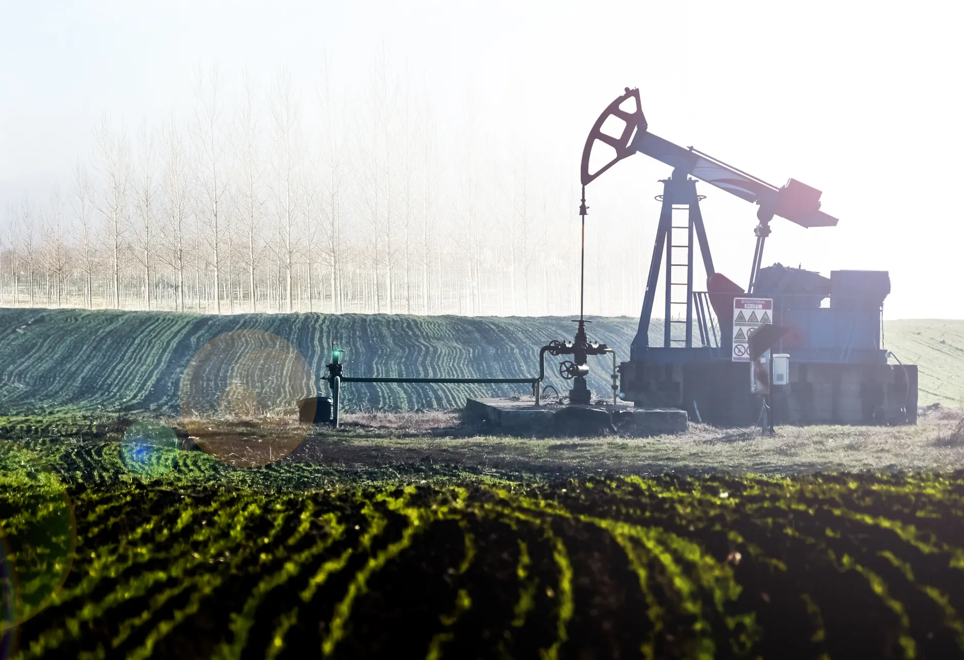 Oil trades near $100 a barrel, but Canadian crude sells at a steeper discount