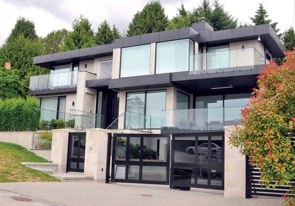 West Vancouver man arrested in France faces extradition for drug trafficking and extortion