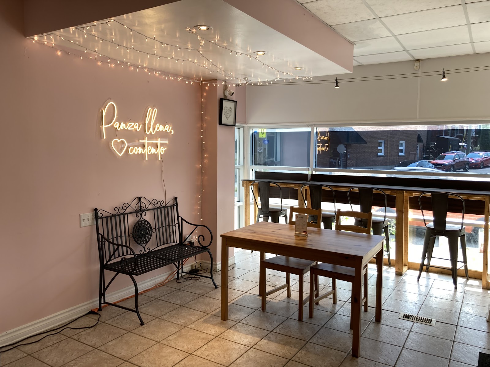 Chiqui Bakery brings Mexico City's pan dulce to Vanier