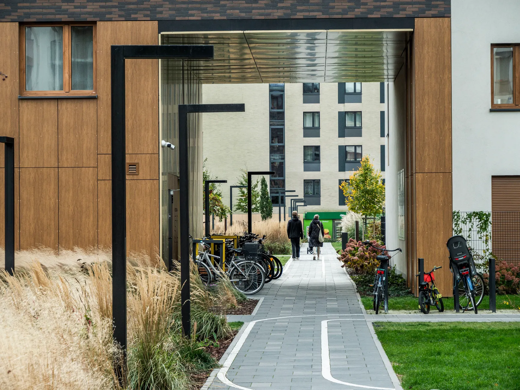 City of Toronto celebrates opening of affordable rental homes in Etobicoke Thursday