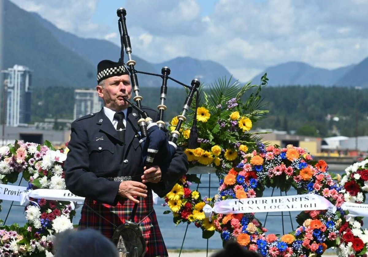 Ironworkers honour 68 years since Second Narrows Bridge collapse