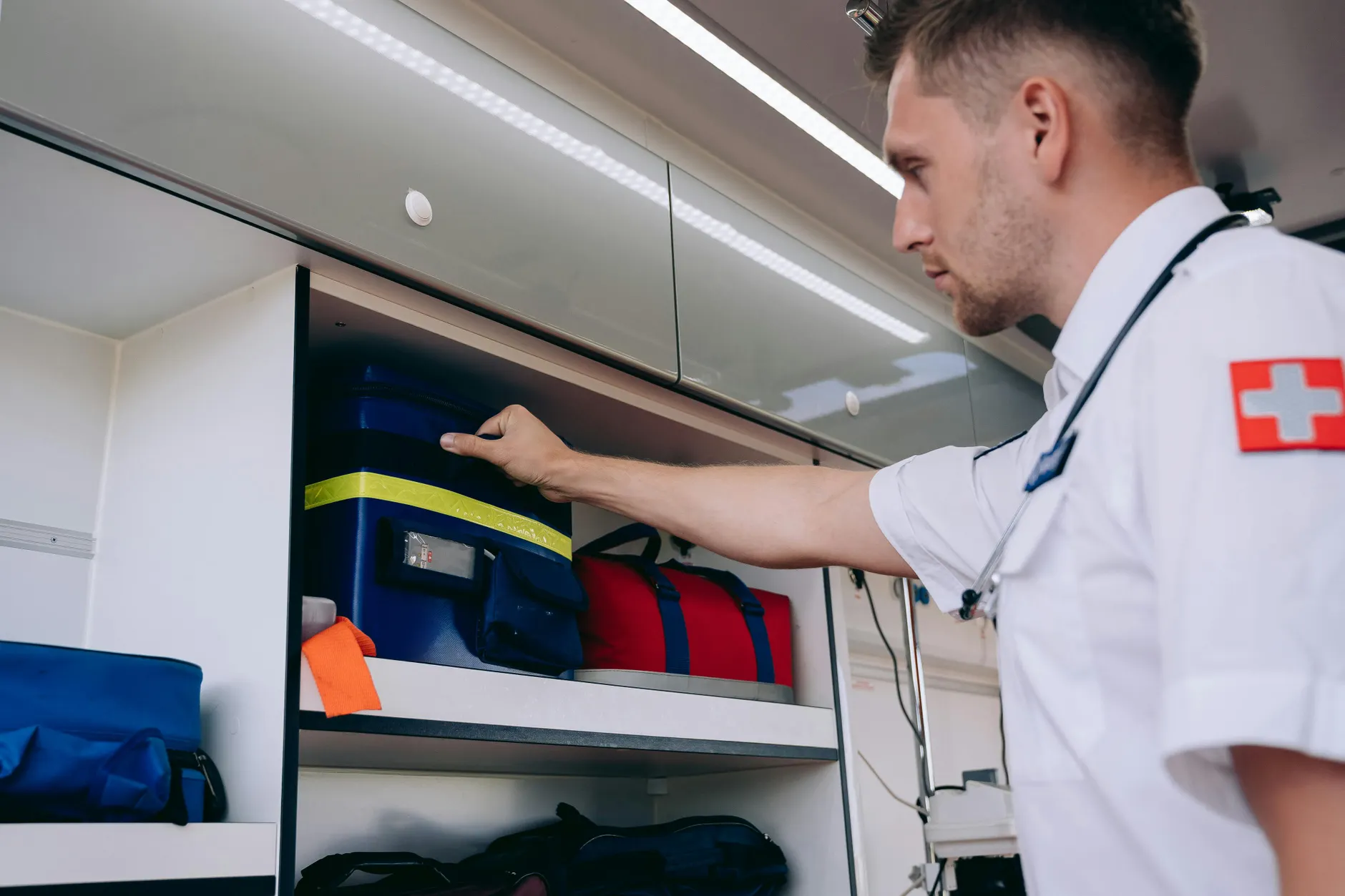 Quebec paramedics reject contract offer; pressure tactics resume immediately