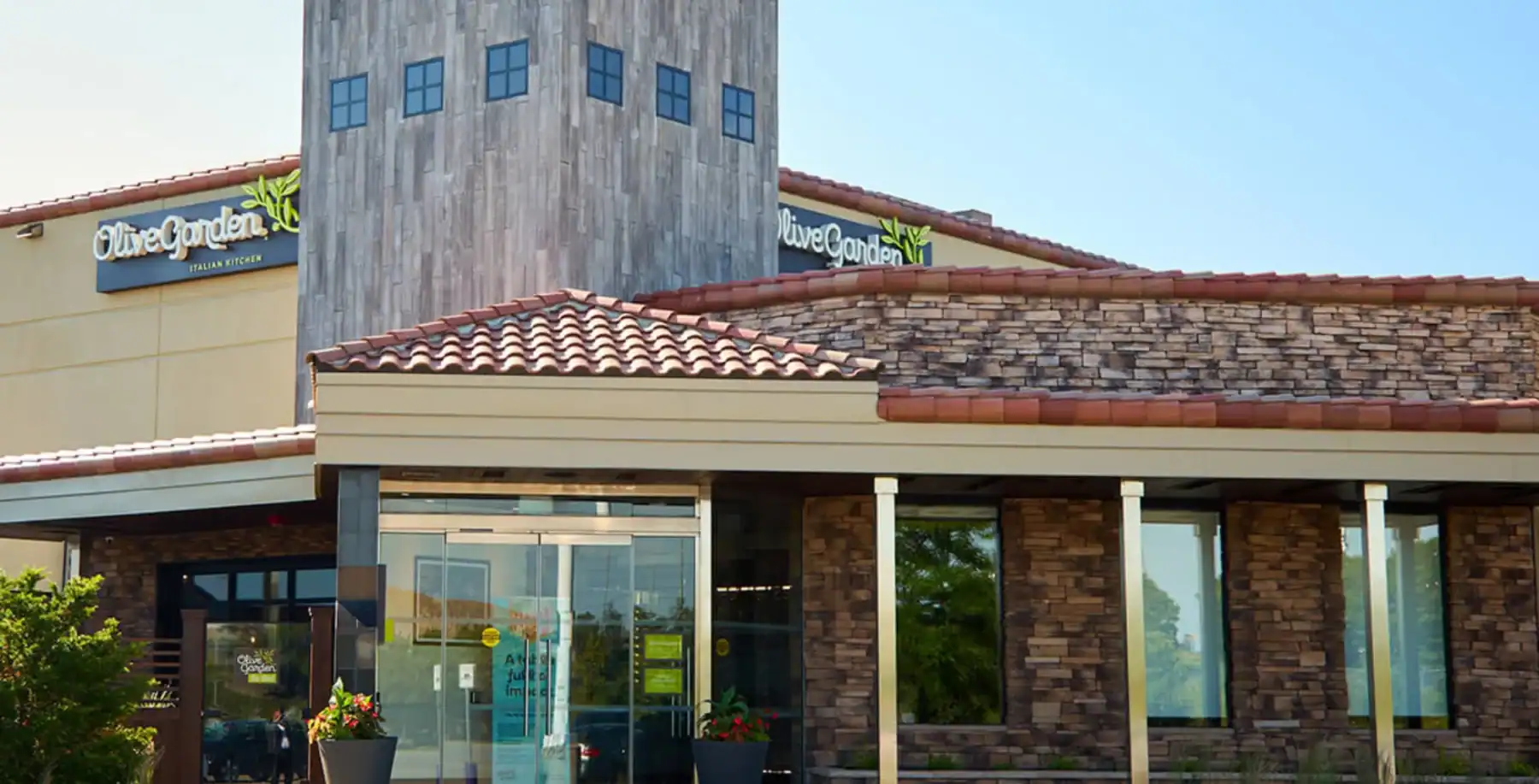 Olive Garden opens first Ontario location at Vaughan Mills this month