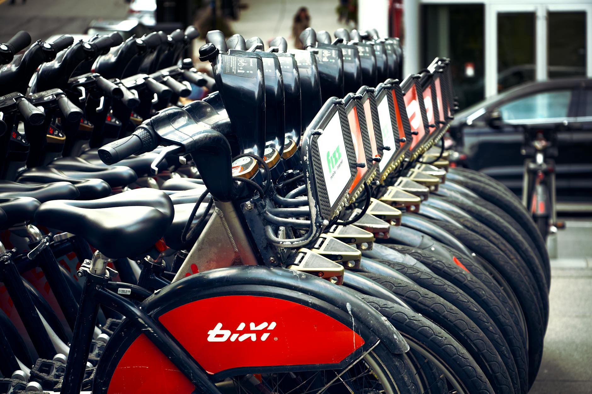 BIXI bikes become rolling gallery this summer
