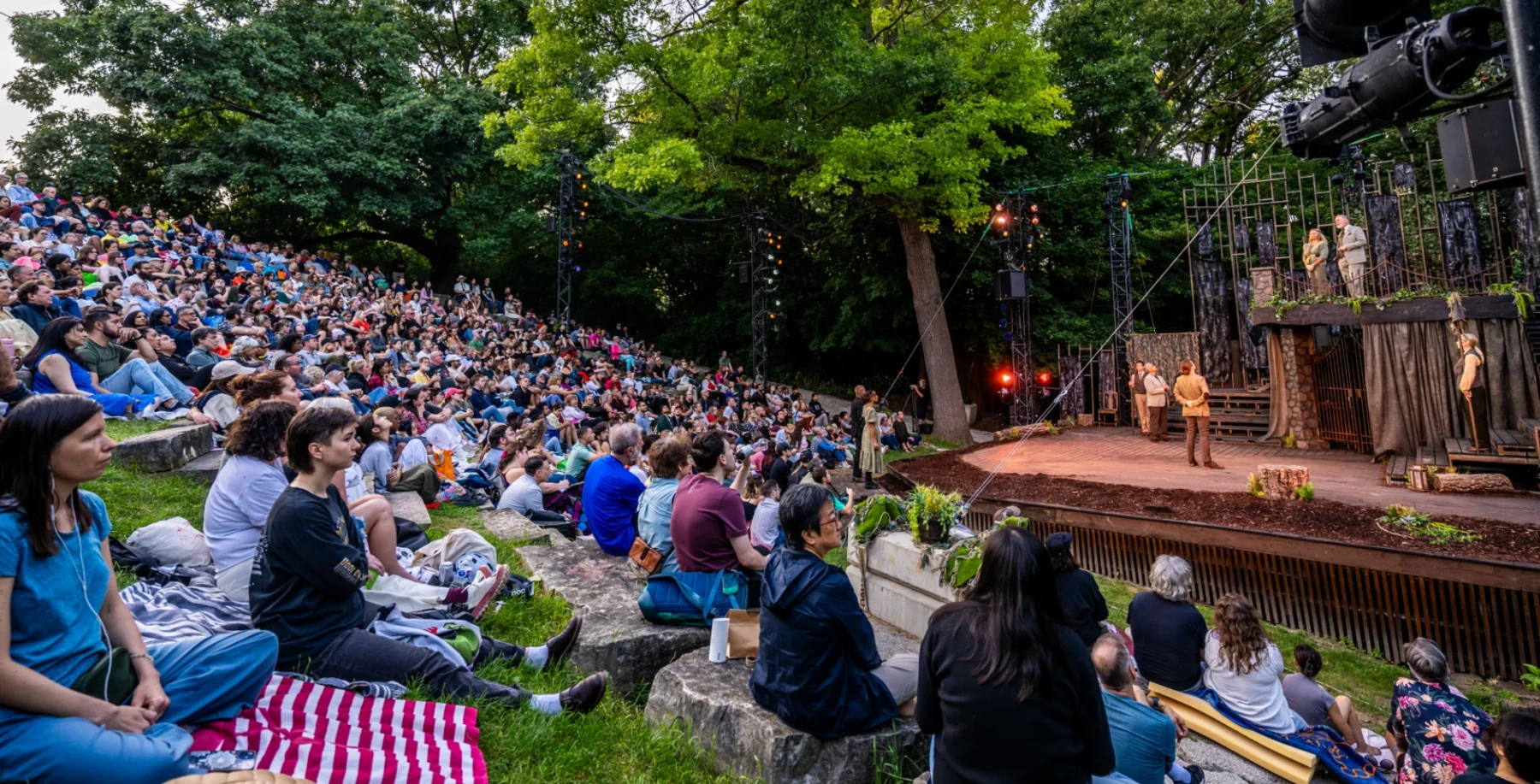 Dream in High Park hosts Queer Night of Twelfth Night with drag opener Hollywood Jade