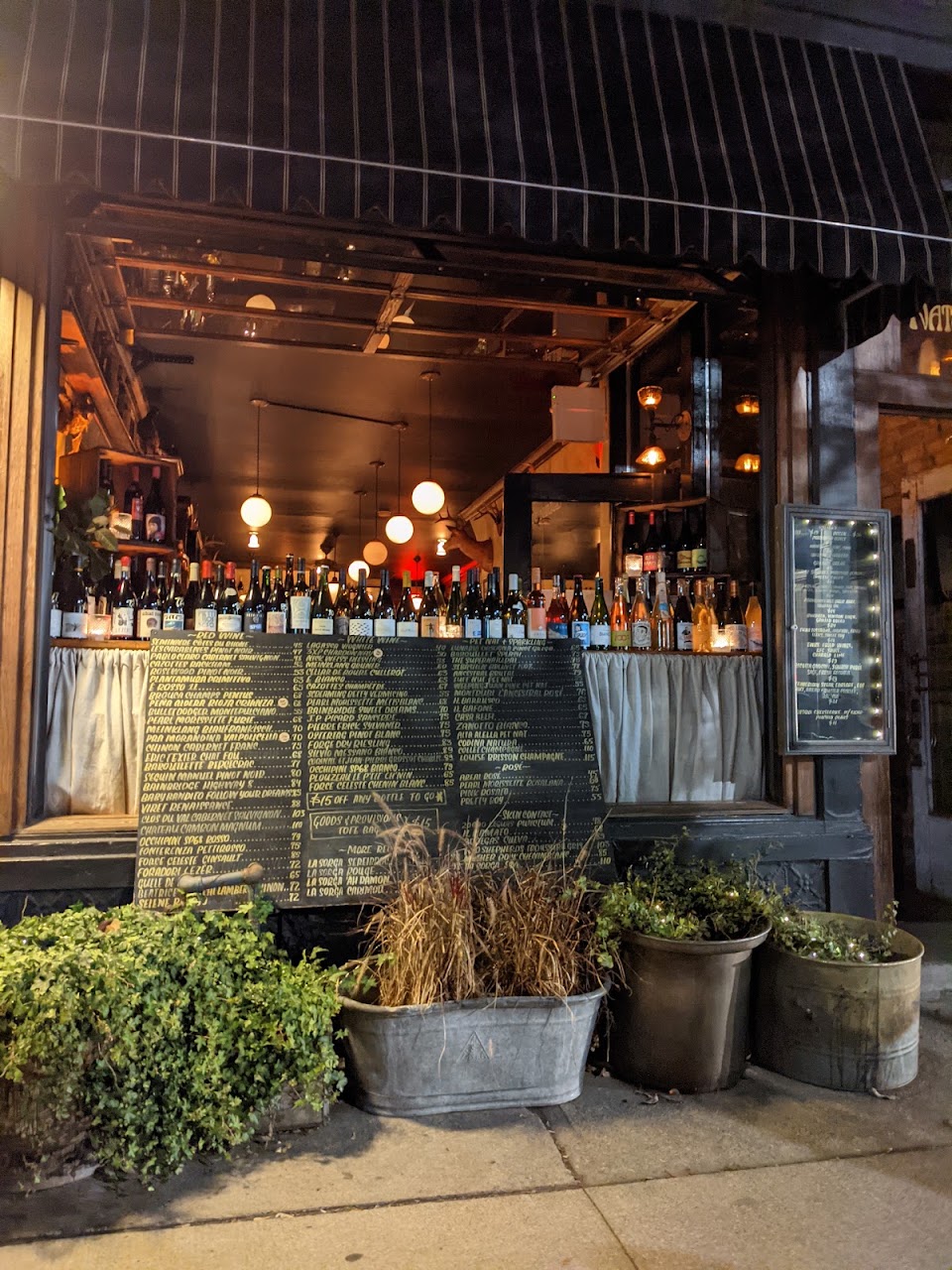 Toronto restaurants for a romantic date: where to go beyond white tablecloths