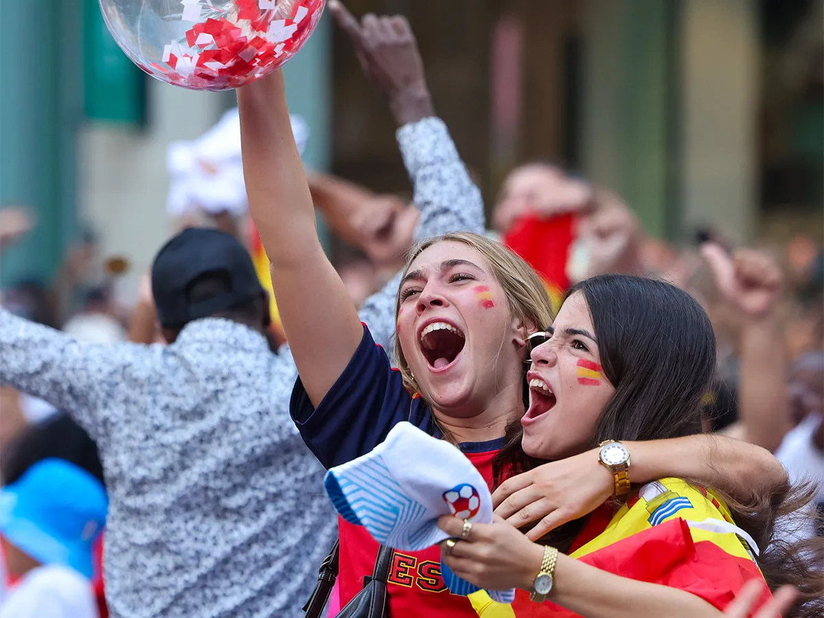Thousands gather downtown as Spain defeats Argentina 1-0 in FIFA World Cup final