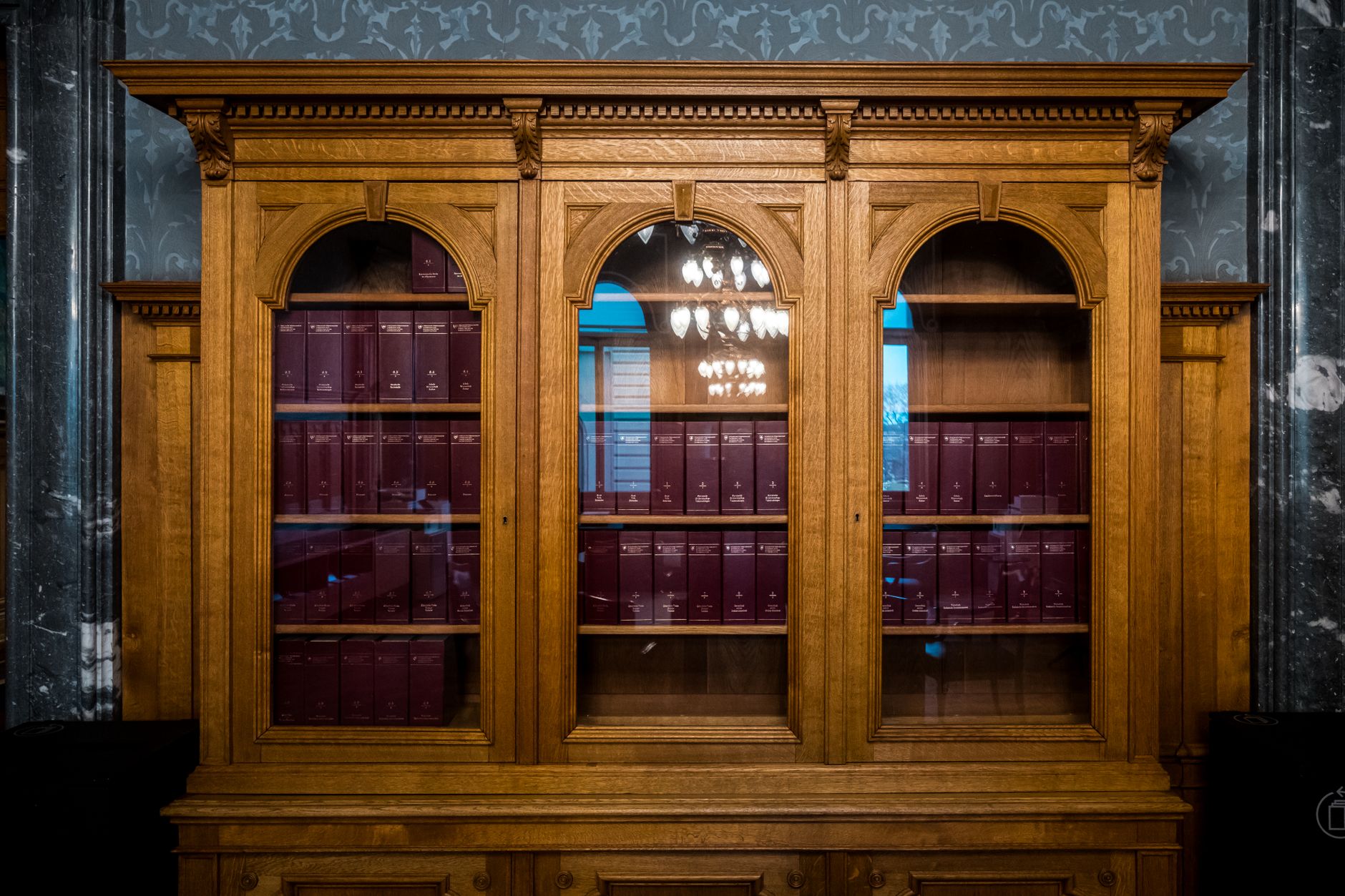 Federal prosecutor quits Alberta Law Society board, citing 'silence' on rule-of-law attacks