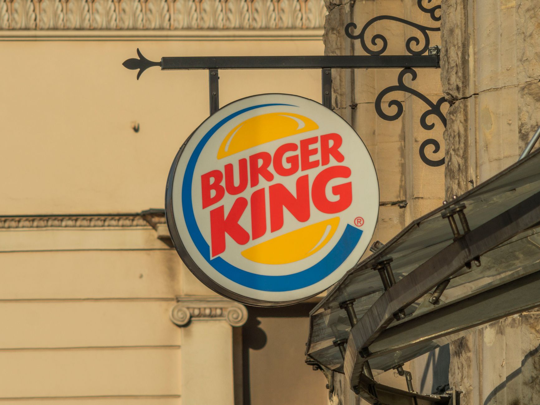 Compliments brand chicken burgers recalled nationwide for undeclared egg allergen