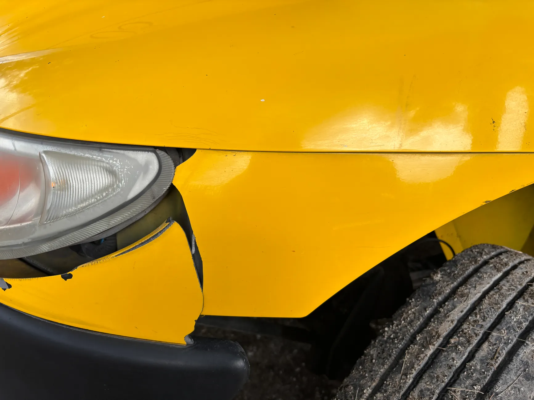 School bus involved in multi-vehicle collision in southeast Edmonton Monday