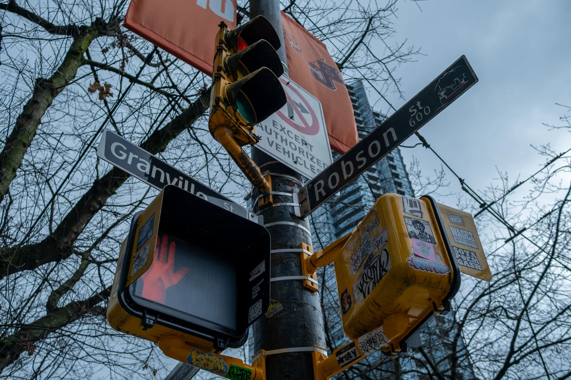 Calgary council approves head start for pedestrians at busy intersections