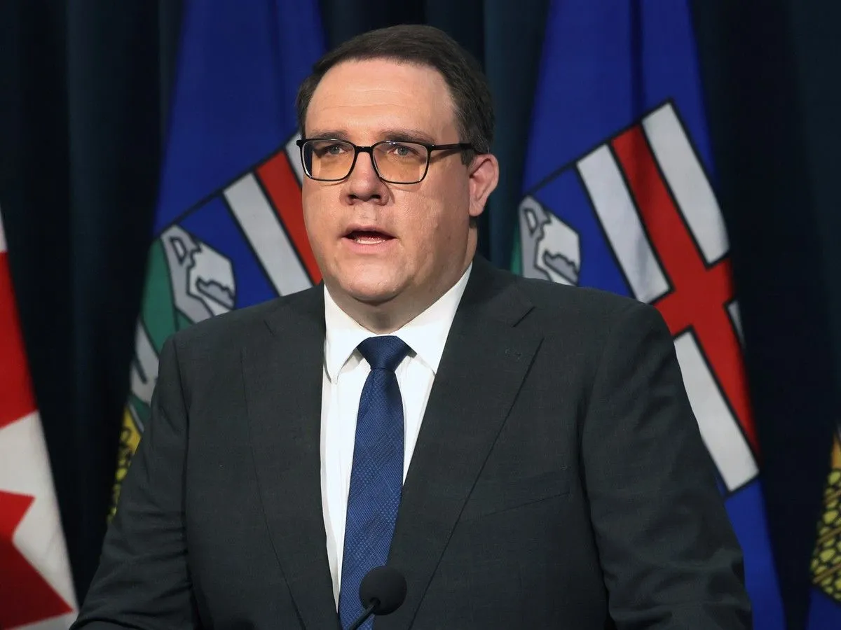 Alberta misses fiscal update deadline amid health care overhaul