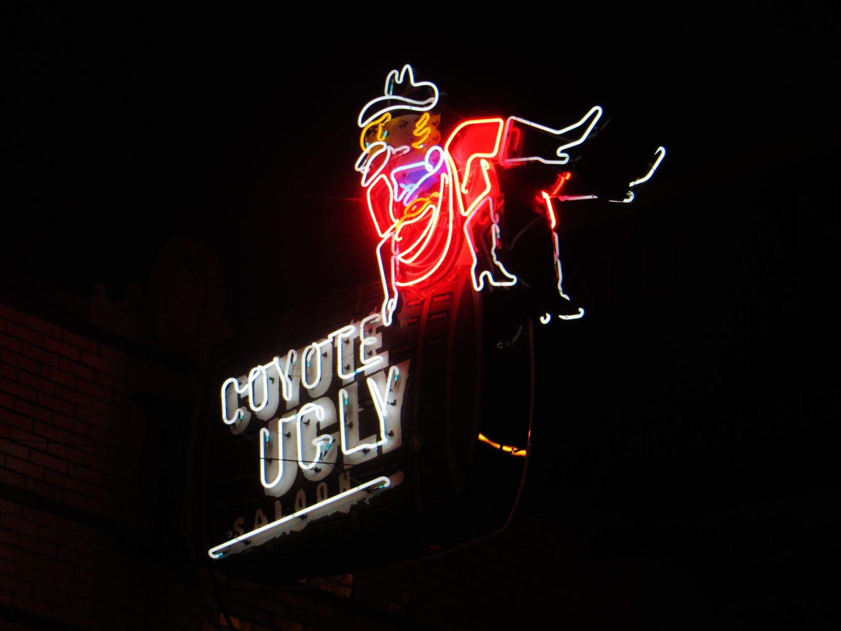 Toronto is watching its most iconic neon signs flicker out, from Zanzibar to the Rosedale Diner