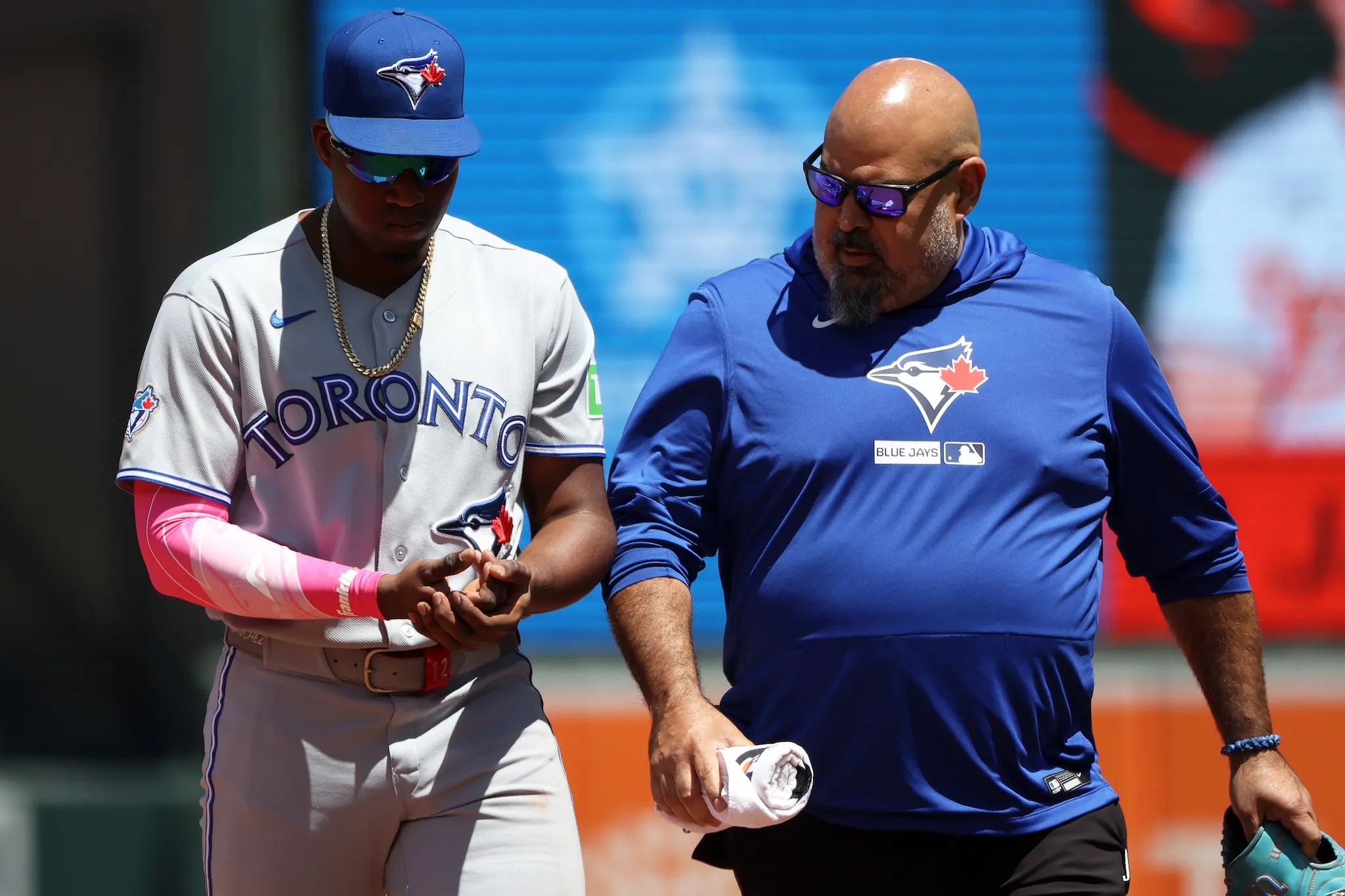 Blue Jays outfielder hit by fan's throw in bizarre incident