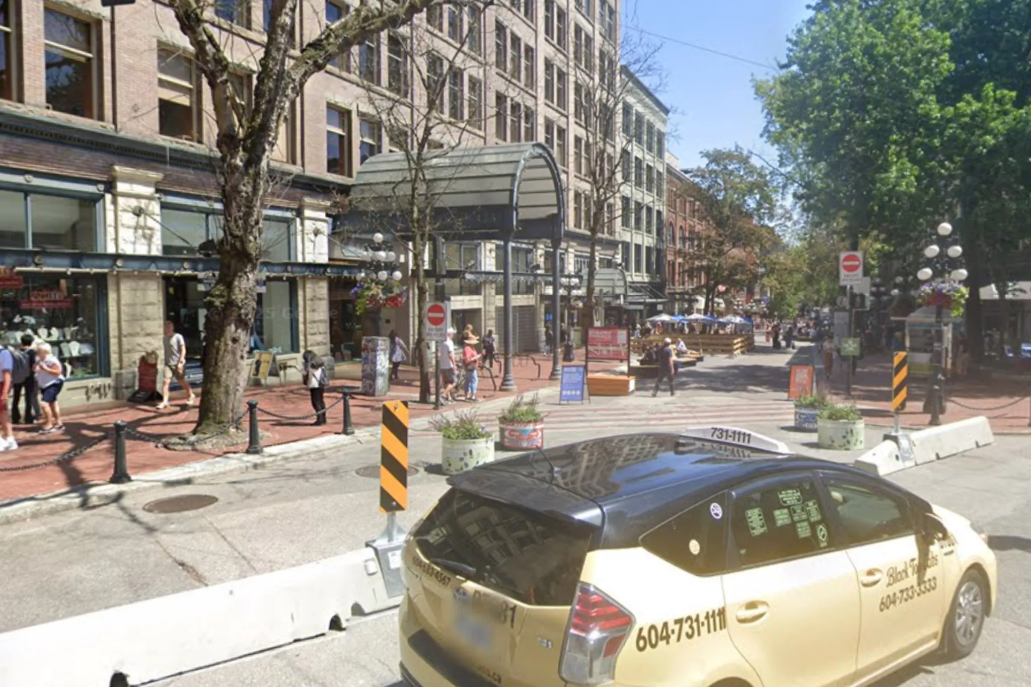 U.S. visitor in critical condition after cyclist collision in Gastown