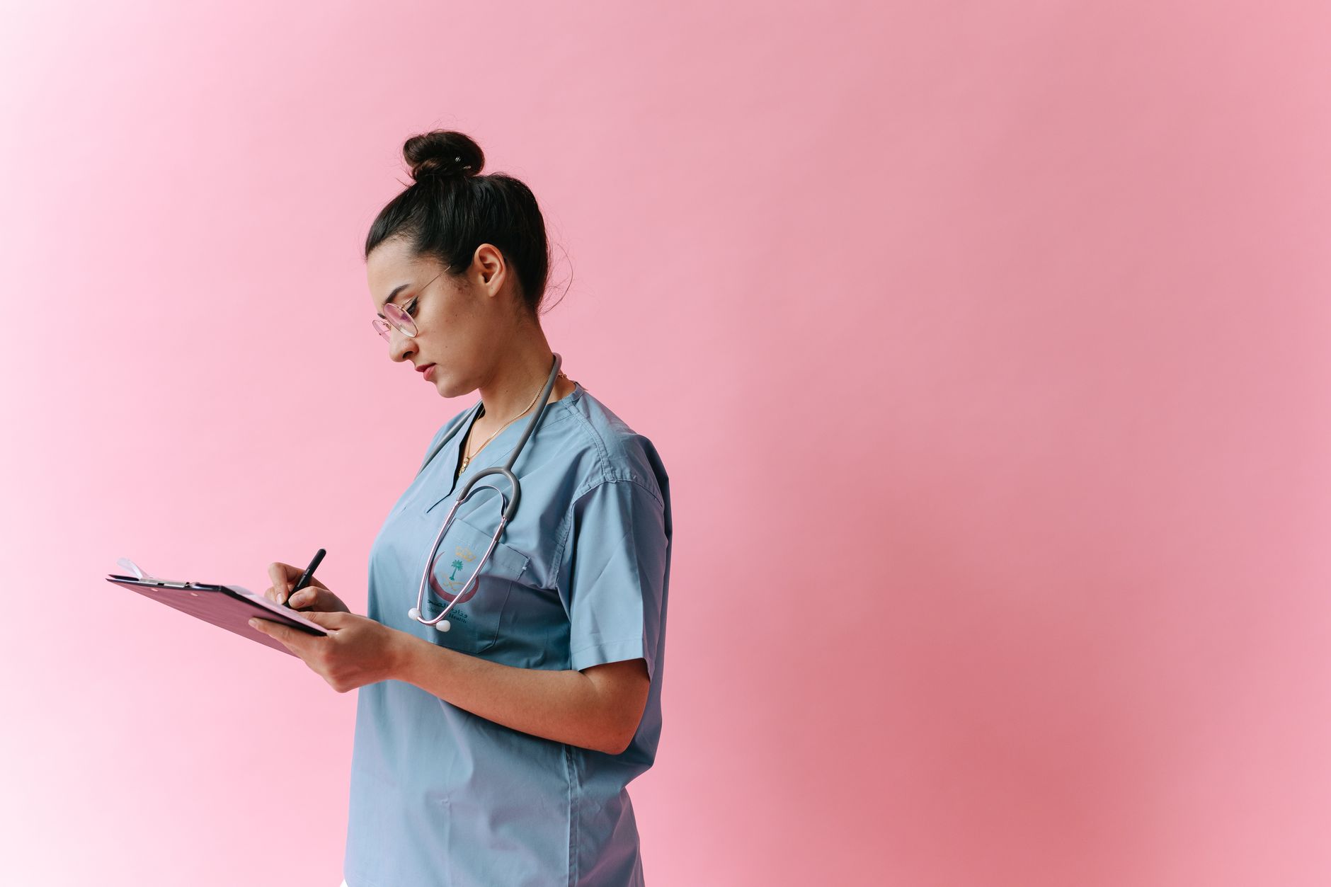 B.C. nurse job action enters second week as mediation begins to narrow wage gap