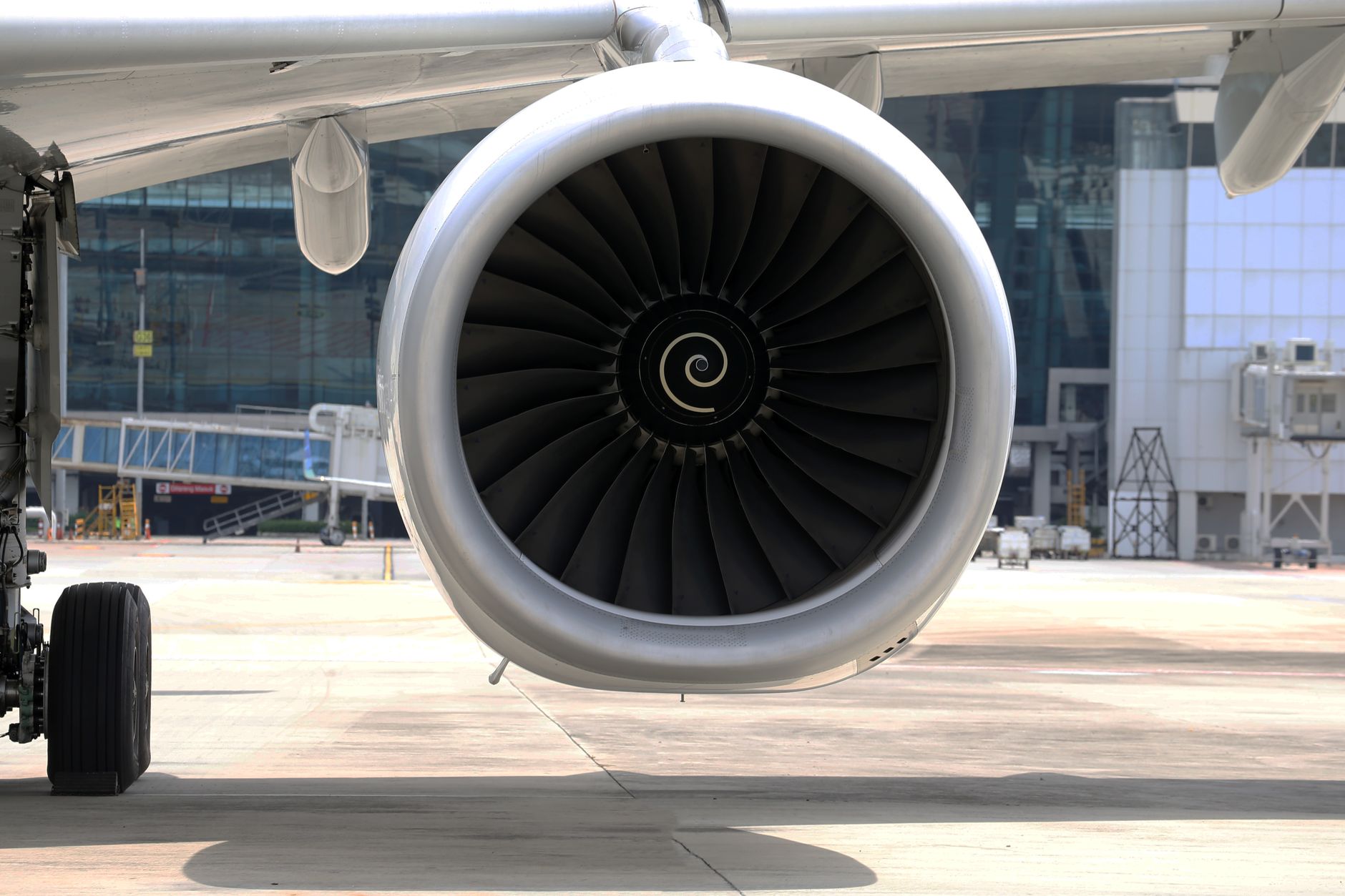 Flair Airlines signs 15-year engine maintenance deal with Lufthansa Technik Calgary