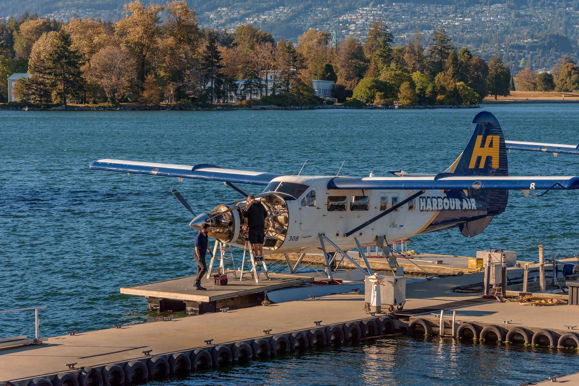 Harbour Air acquires Pacific Coastal Airlines to form Western Canada regional carrier