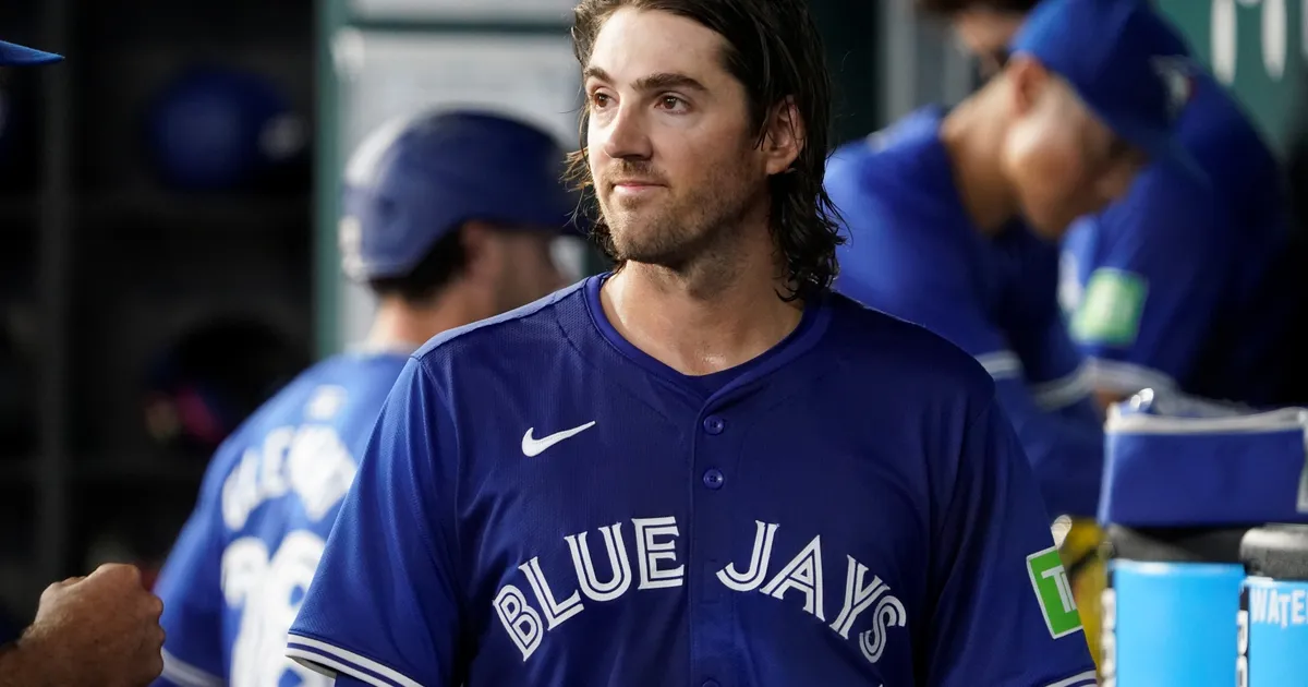 Blue Jays face difficult trade decisions with Springer, Gausman, and Bieber on expiring deals