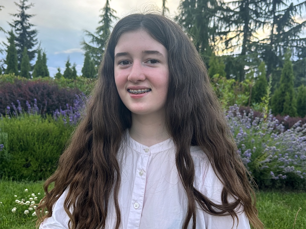 Vancouver teen pushes federal government to fund endometriosis education in schools