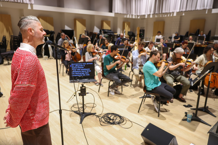 Pierre Lapointe brings orchestral reimagining of classics to Maison symphonique