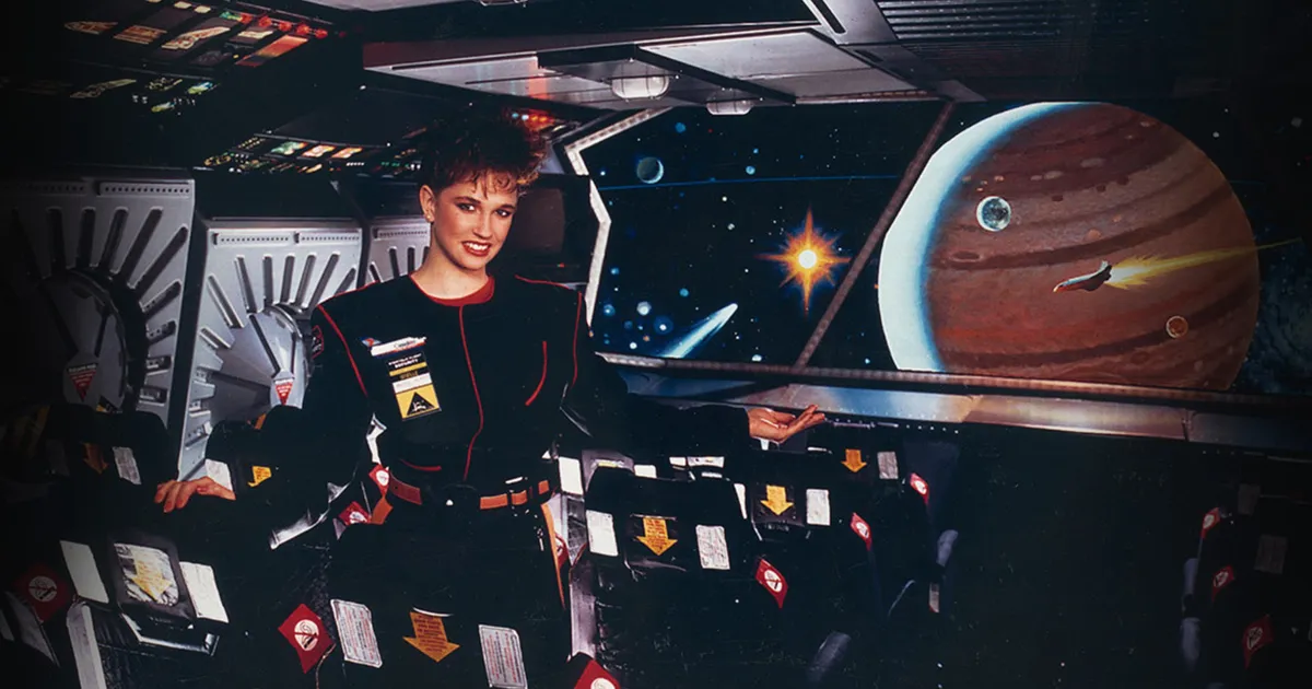 CN Tower's spaceship ride was Toronto's wildest entertainment experiment