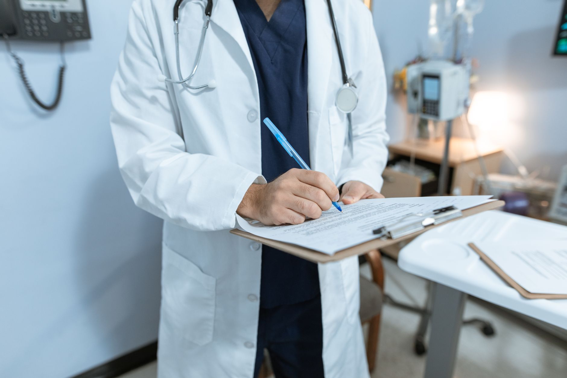 Canada's healthcare system struggling to keep pace as hallway medicine becomes the norm