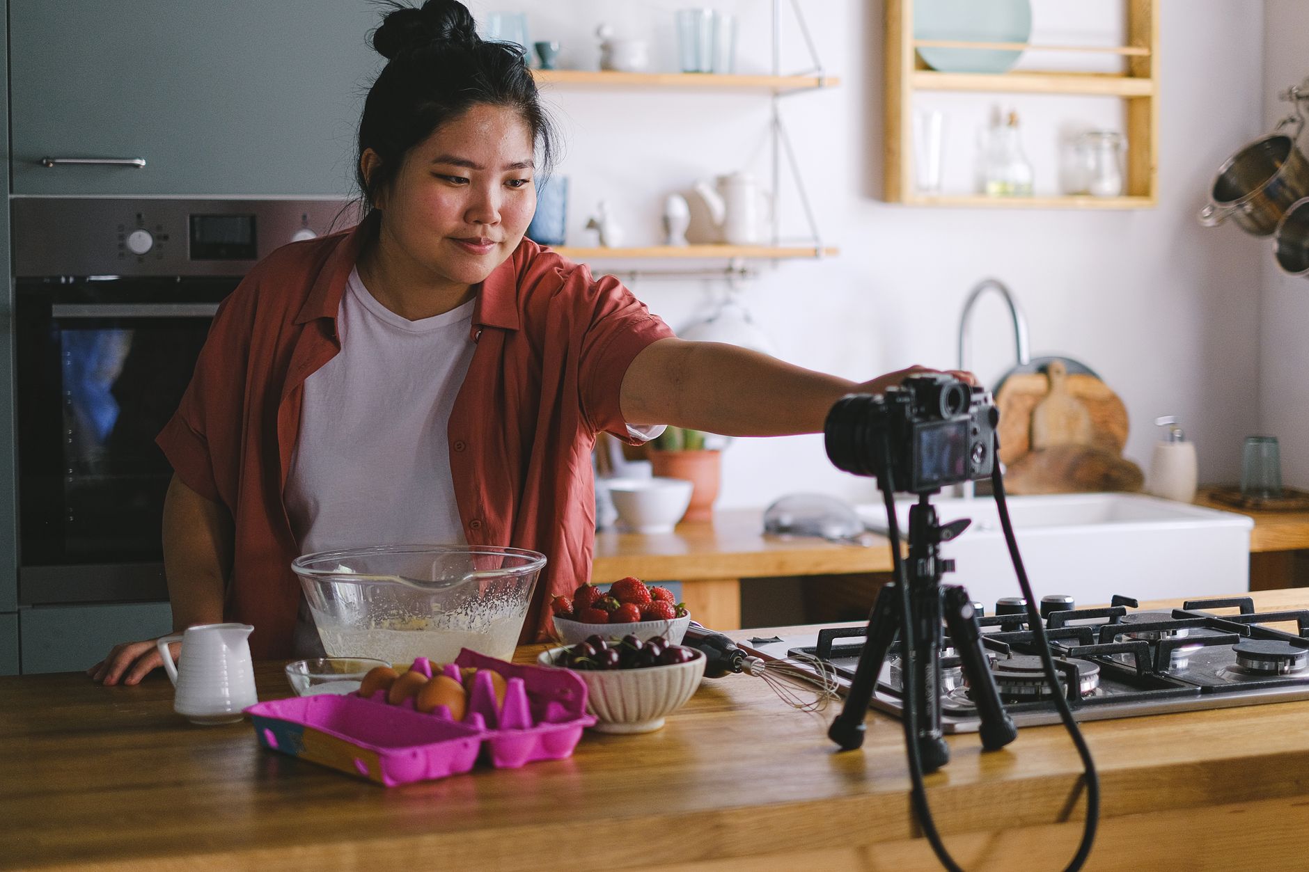 Toronto creators are discovering homemade meals on Facebook Marketplace, building a hidden food scene