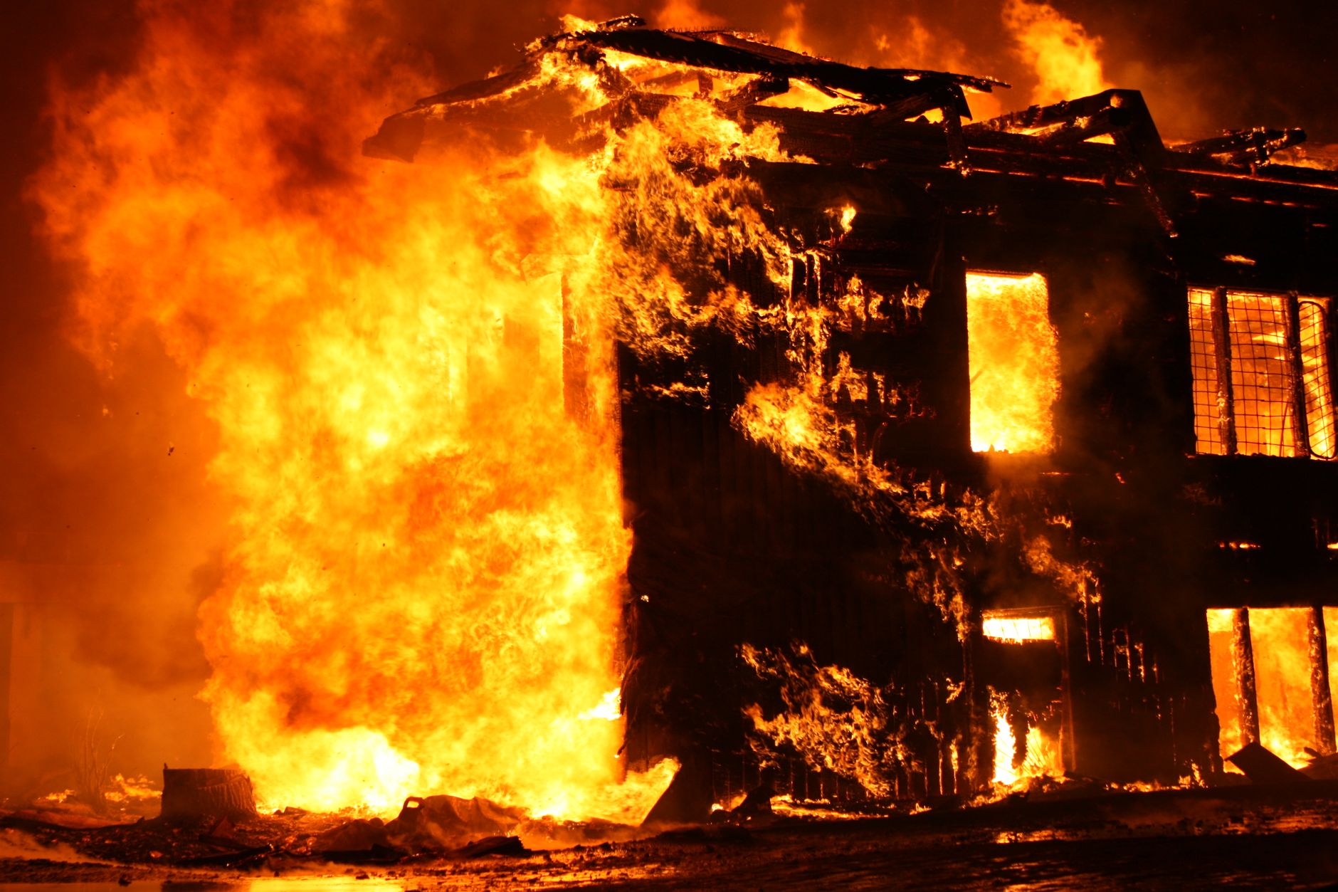 Stittsville home engulfed in flames Thursday evening; family evacuated safely