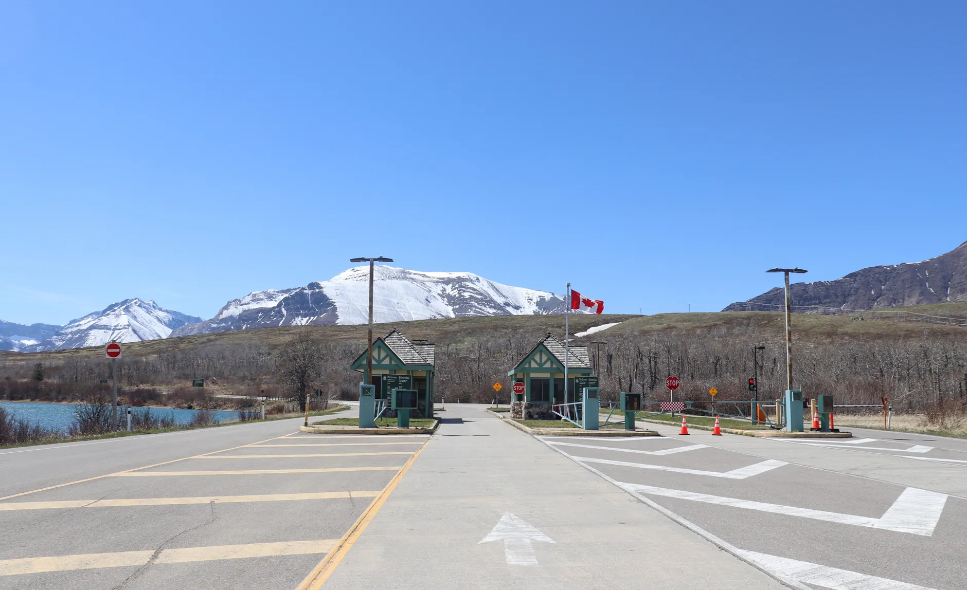 CBSA seizes 215.5 kilograms of cocaine in two separate truck interdictions at Coutts border