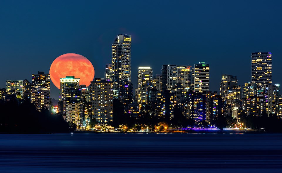 Full buck moon and three meteor showers to light up Metro Vancouver skies late July