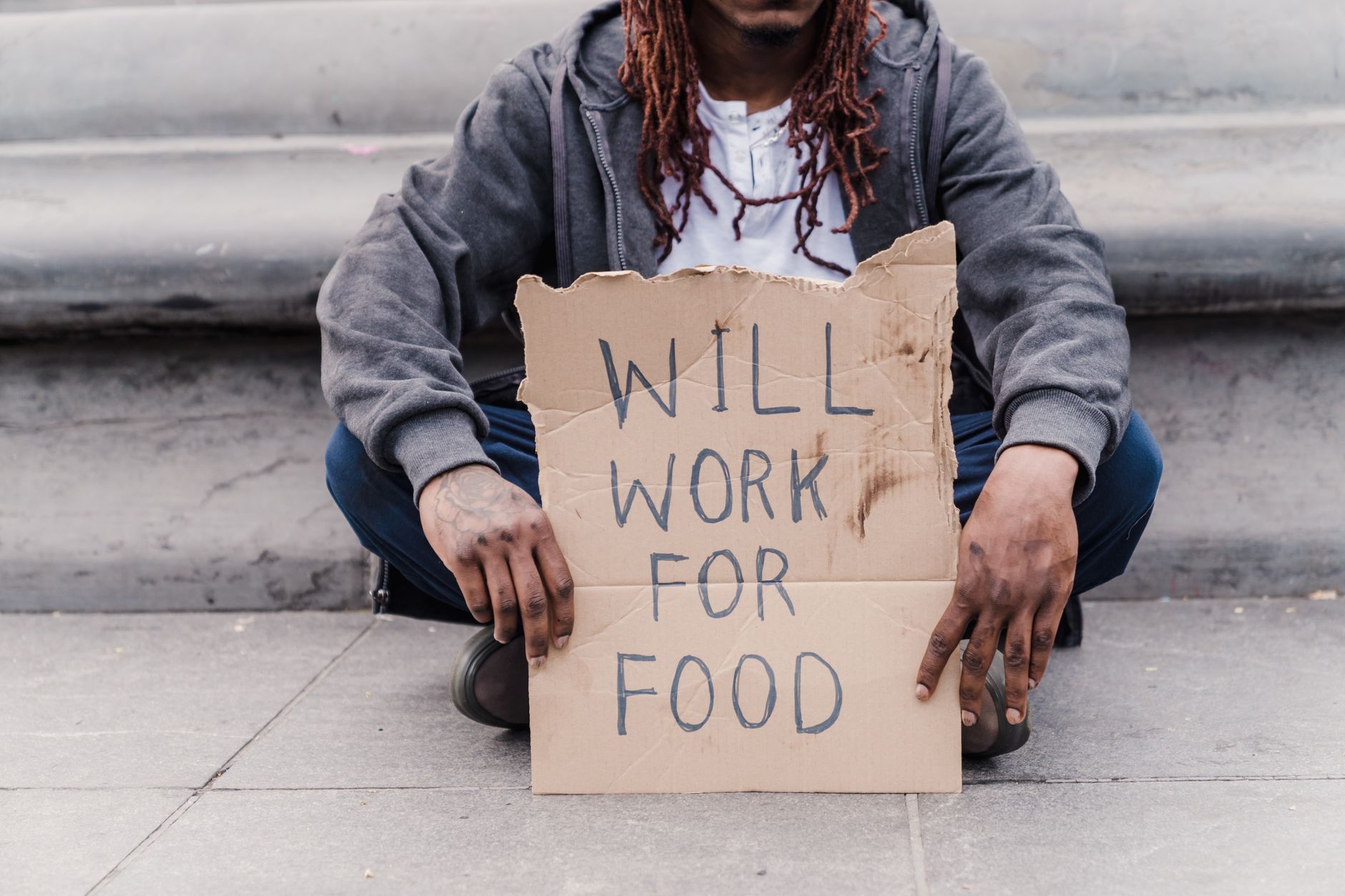Minimum wage workers in Edmonton need 108 hours just to cover rent