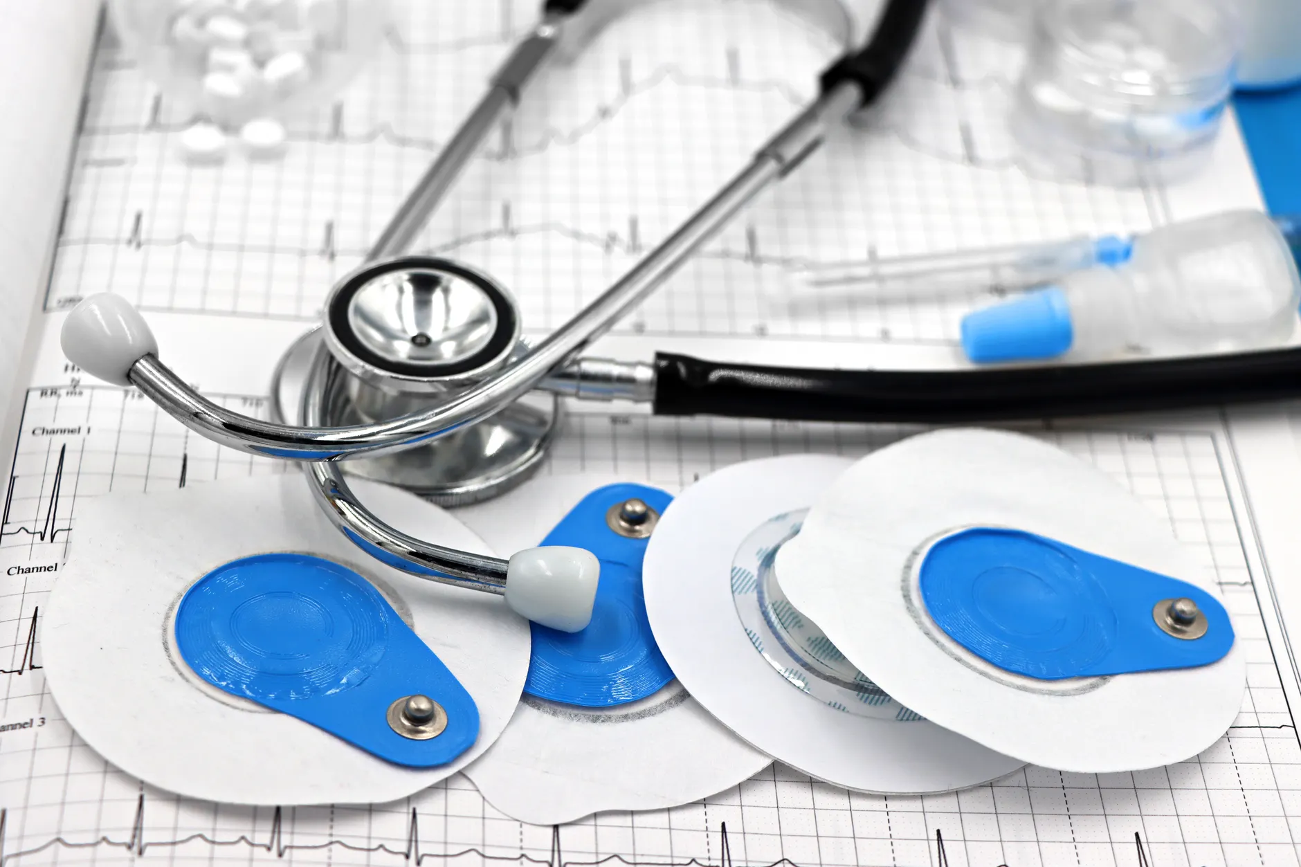 Montreal cardiologists perform Canada's first combined procedure for blood clots and heart rhythm