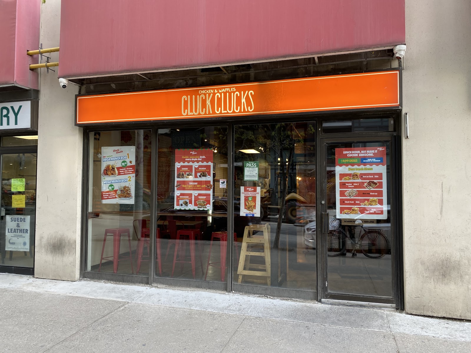 PG Clucks closes College Street after decade serving Nashville hot chicken; pivoting to pita