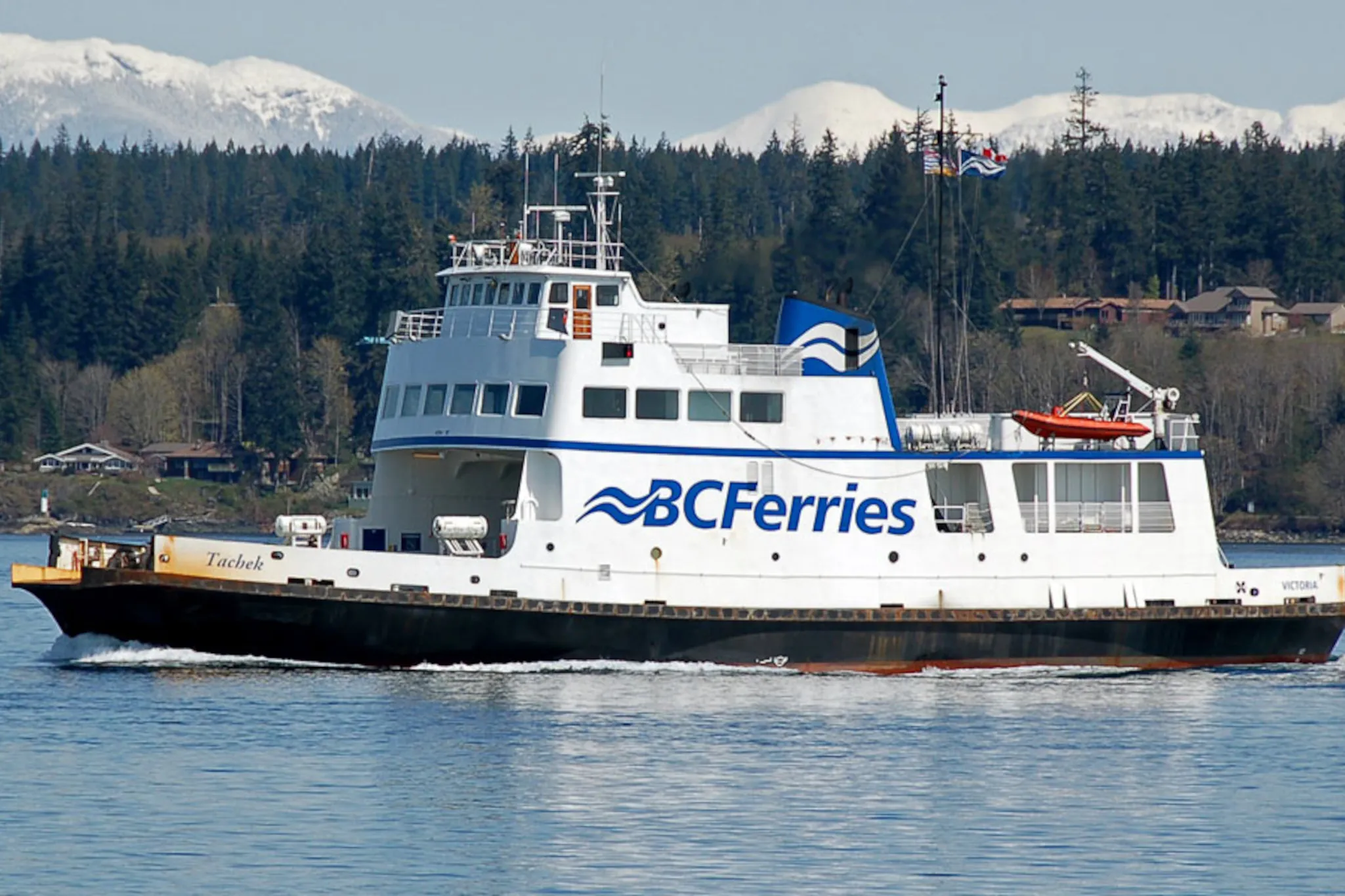 Tachek ferry makes final voyage after 57 years