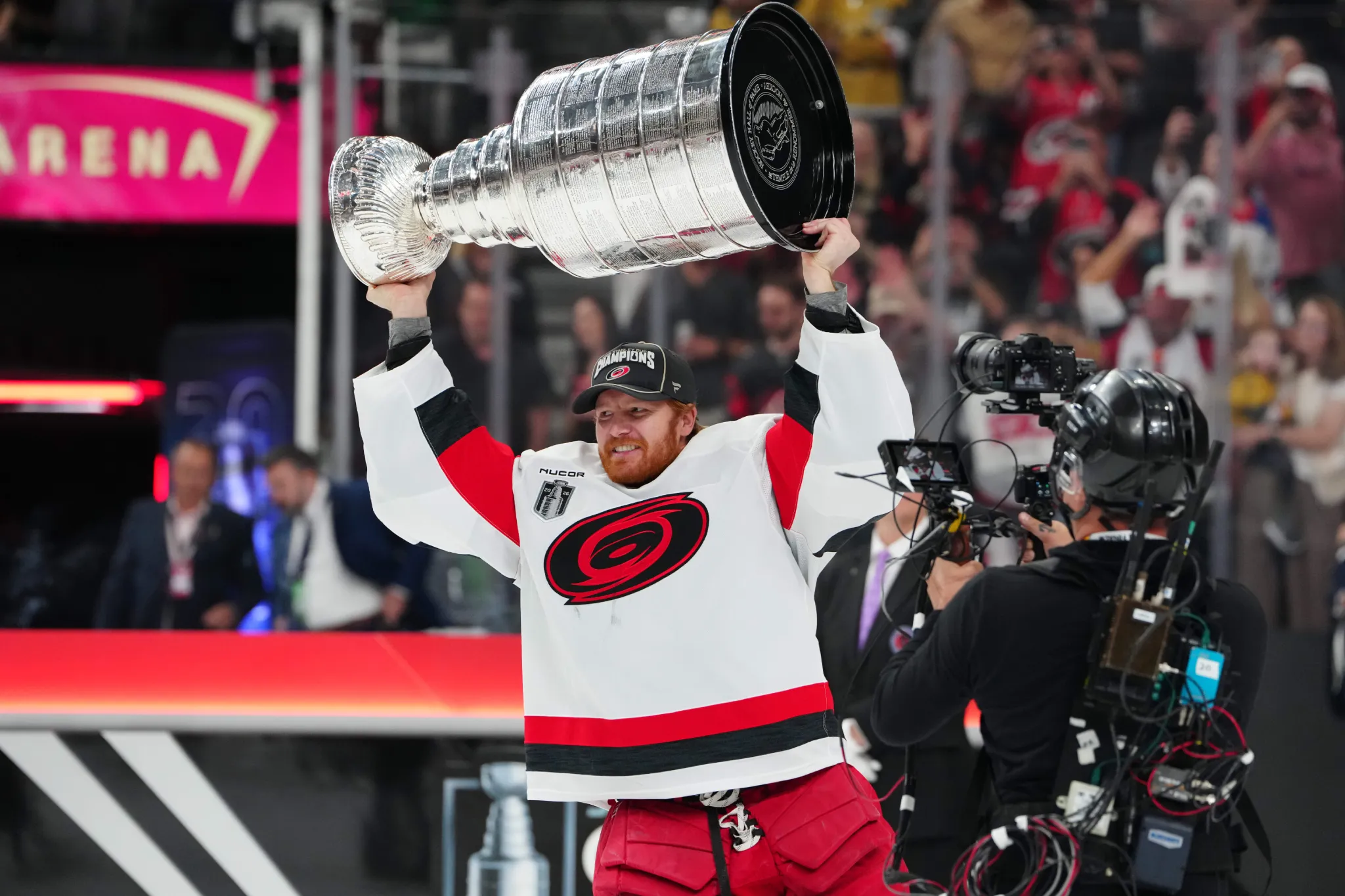 Oilers sign Stanley Cup-winning goalie Frederik Andersen to $2.8M one-year deal
